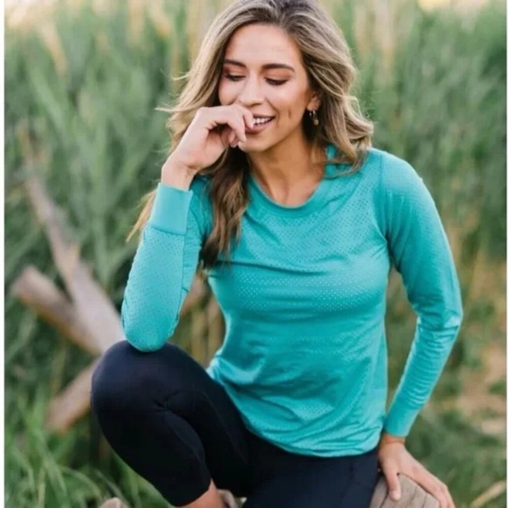 Zyia Teal Chill Long Sleeve T RC Size M -NWT